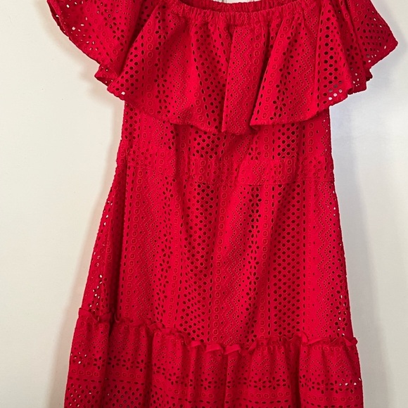 LIKELY Red Eyelet Dress Mini On Or Off Shoulder Cotton Woman’s Size 0 - Picture 3 of 8